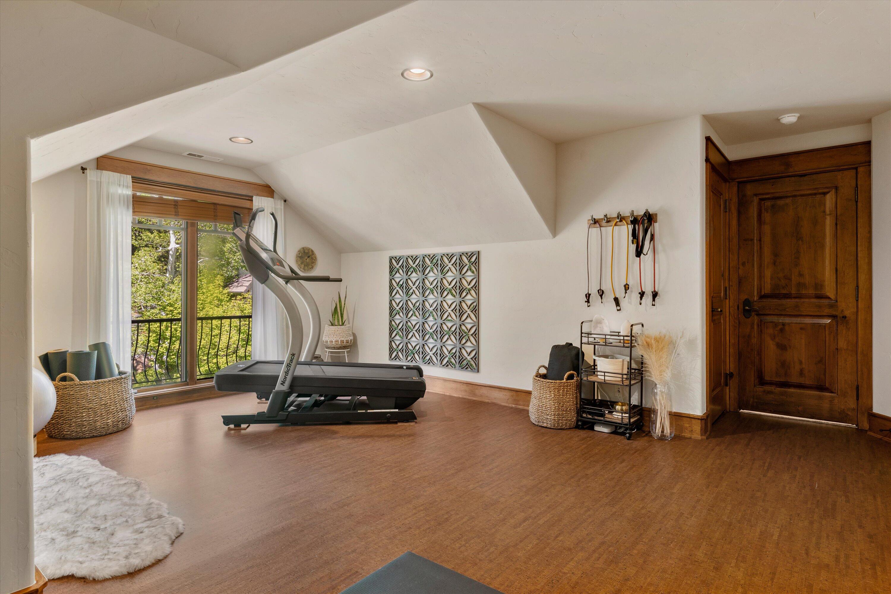 Broken Top - Residential