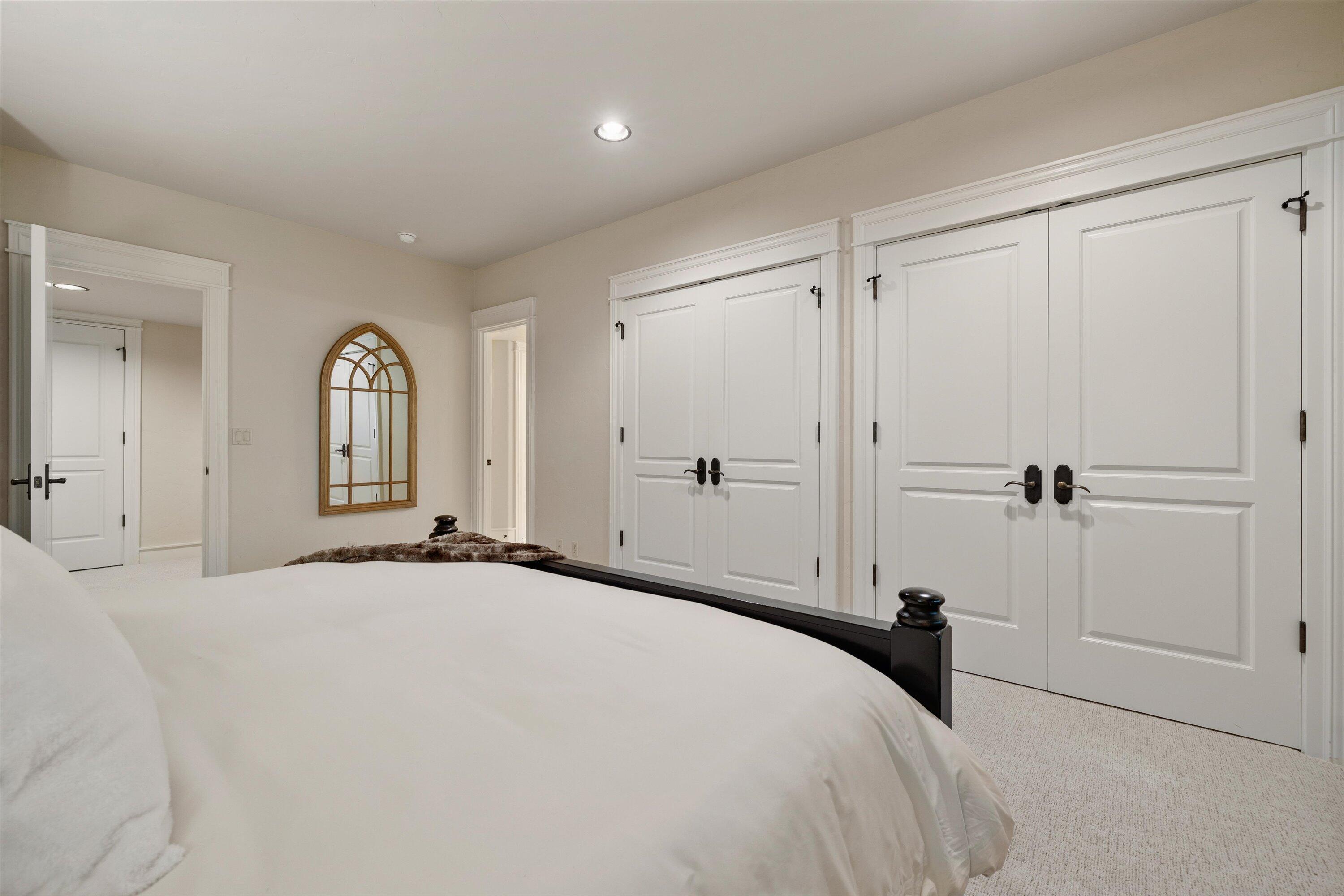 Broken Top - Residential