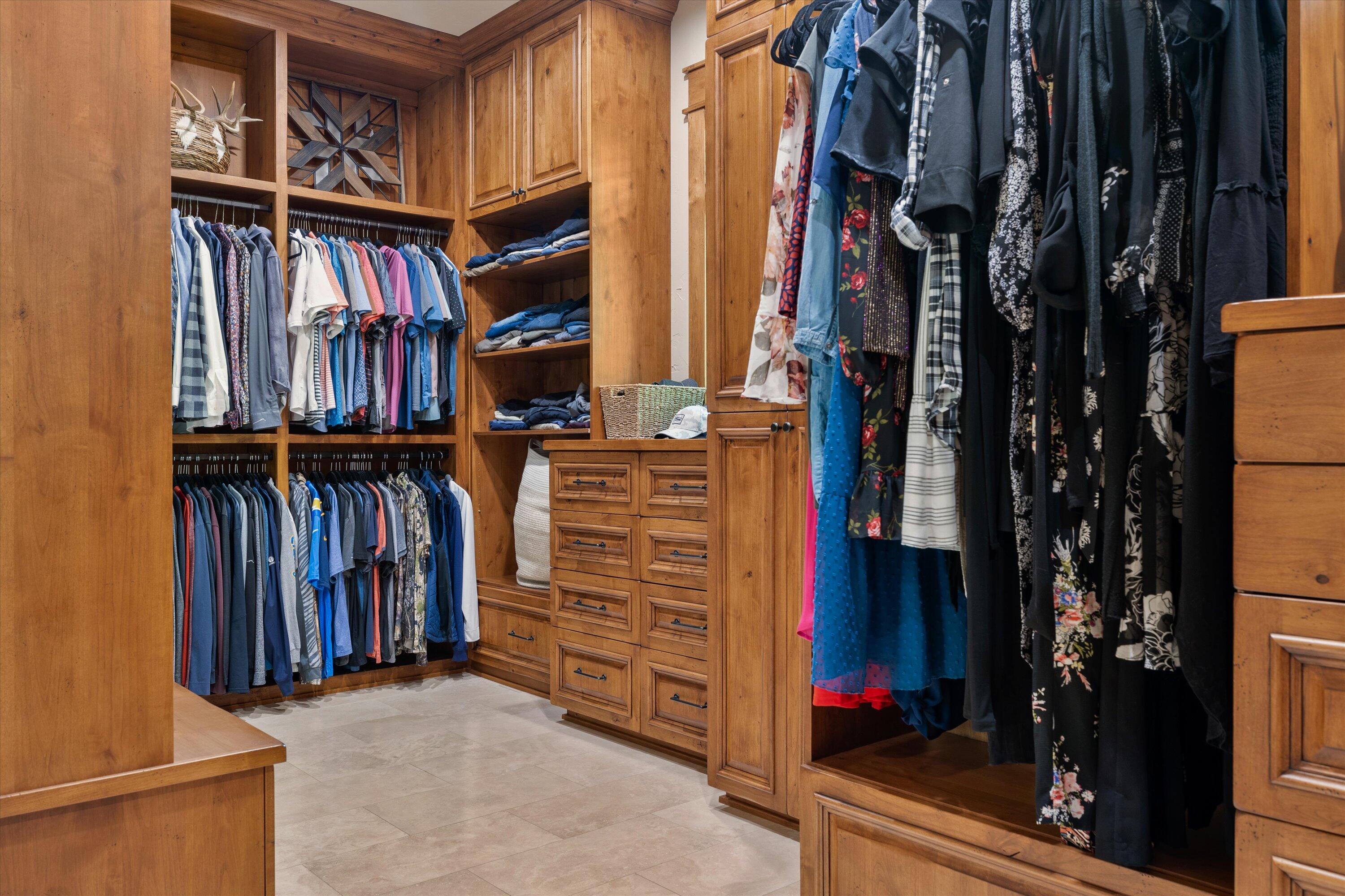 Broken Top - Residential