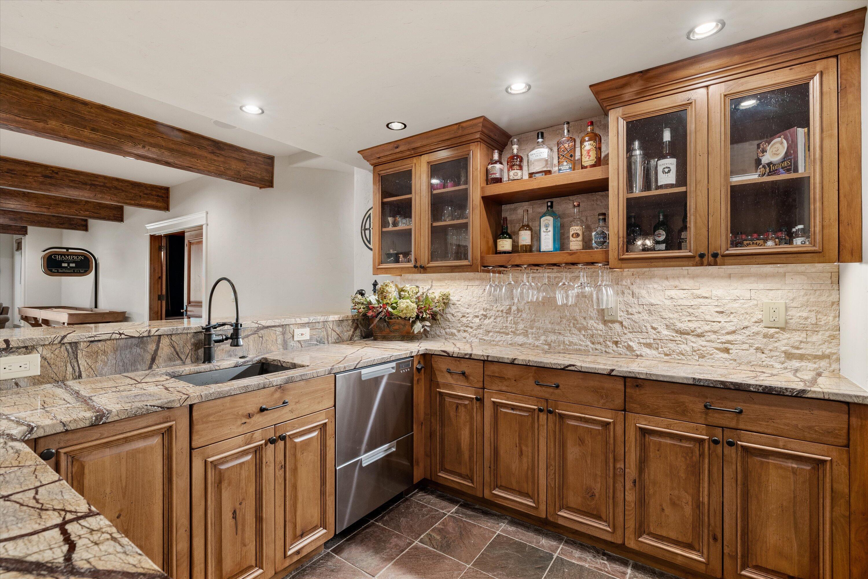 Broken Top - Residential