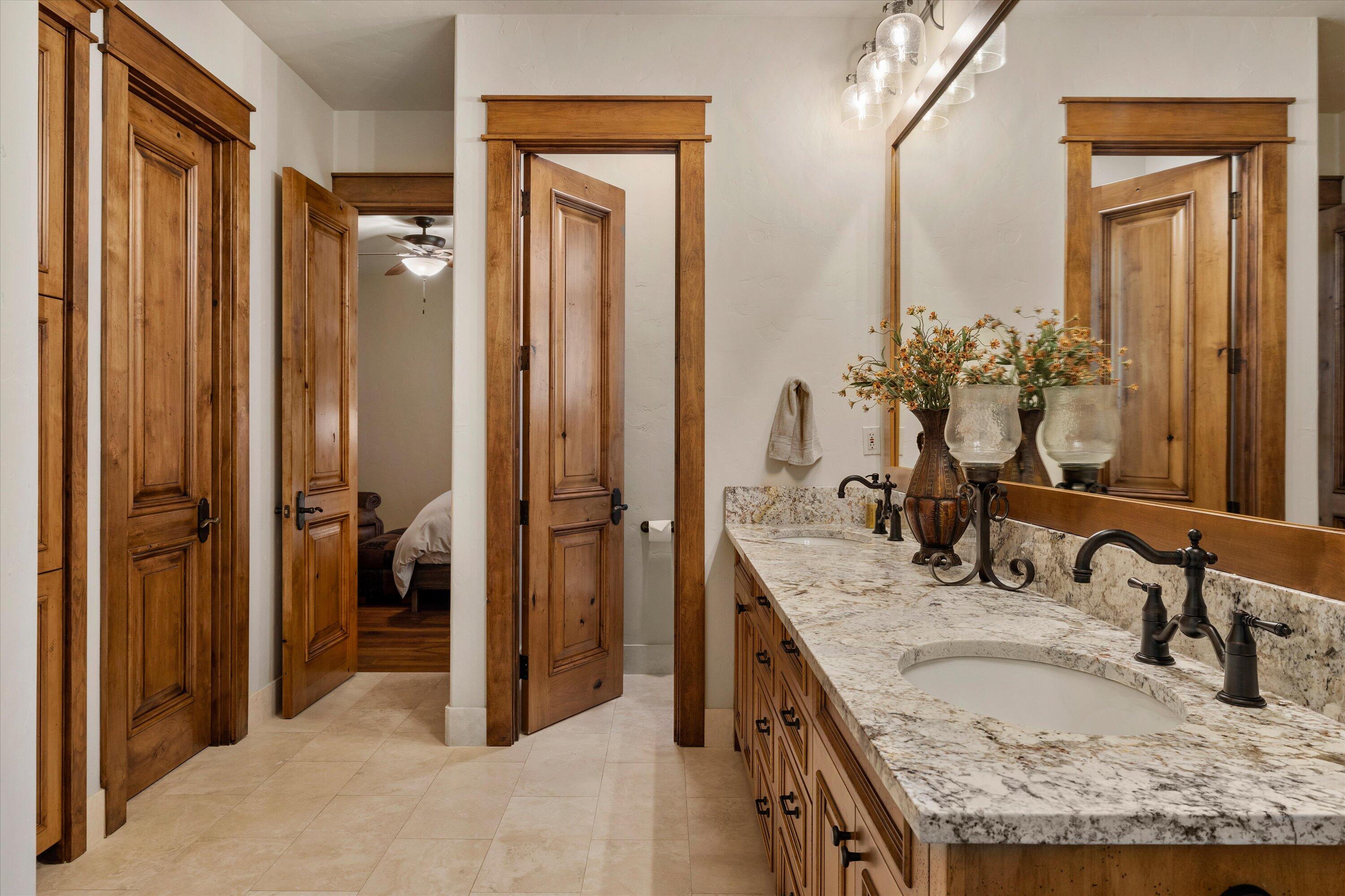 Broken Top - Residential