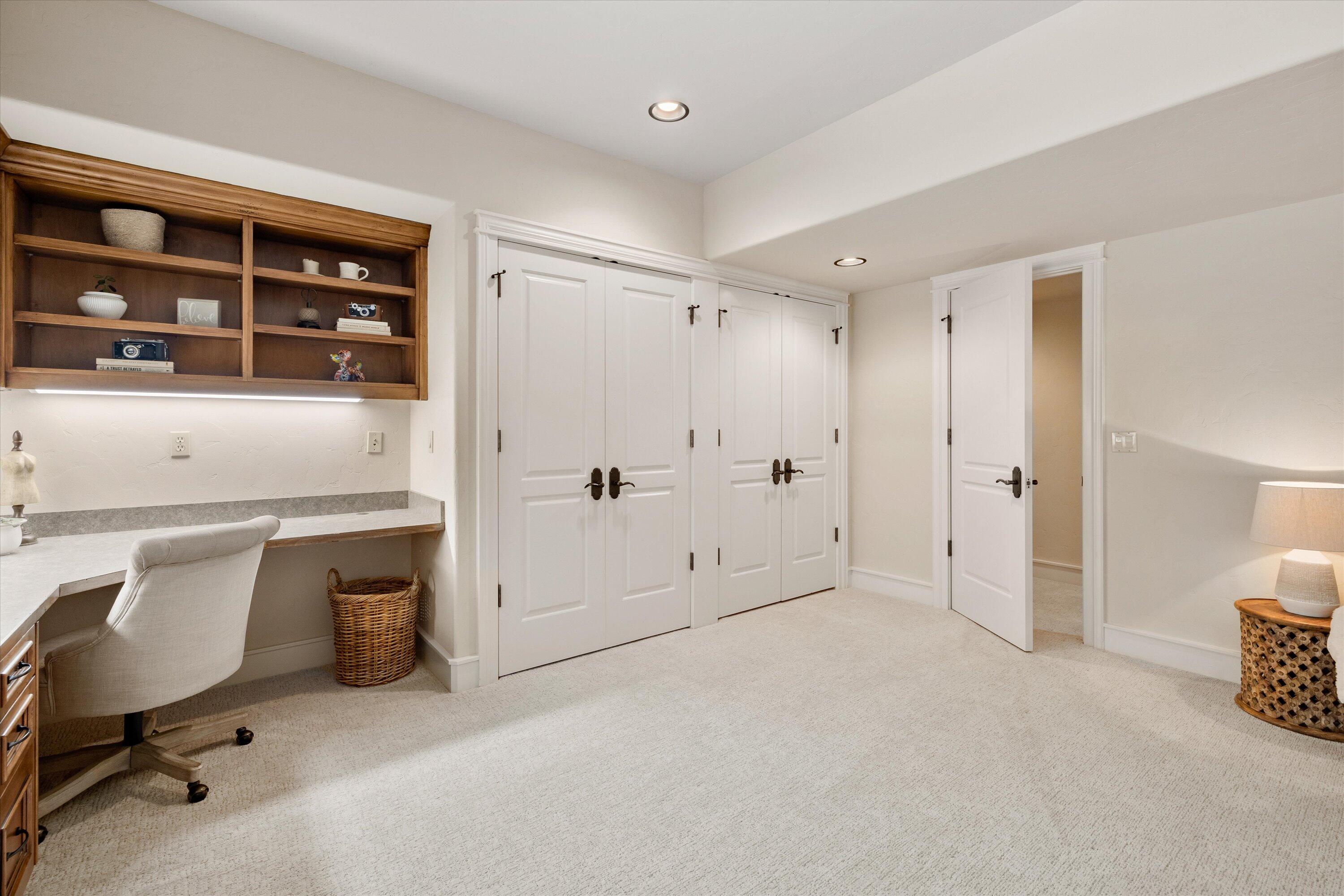 Broken Top - Residential