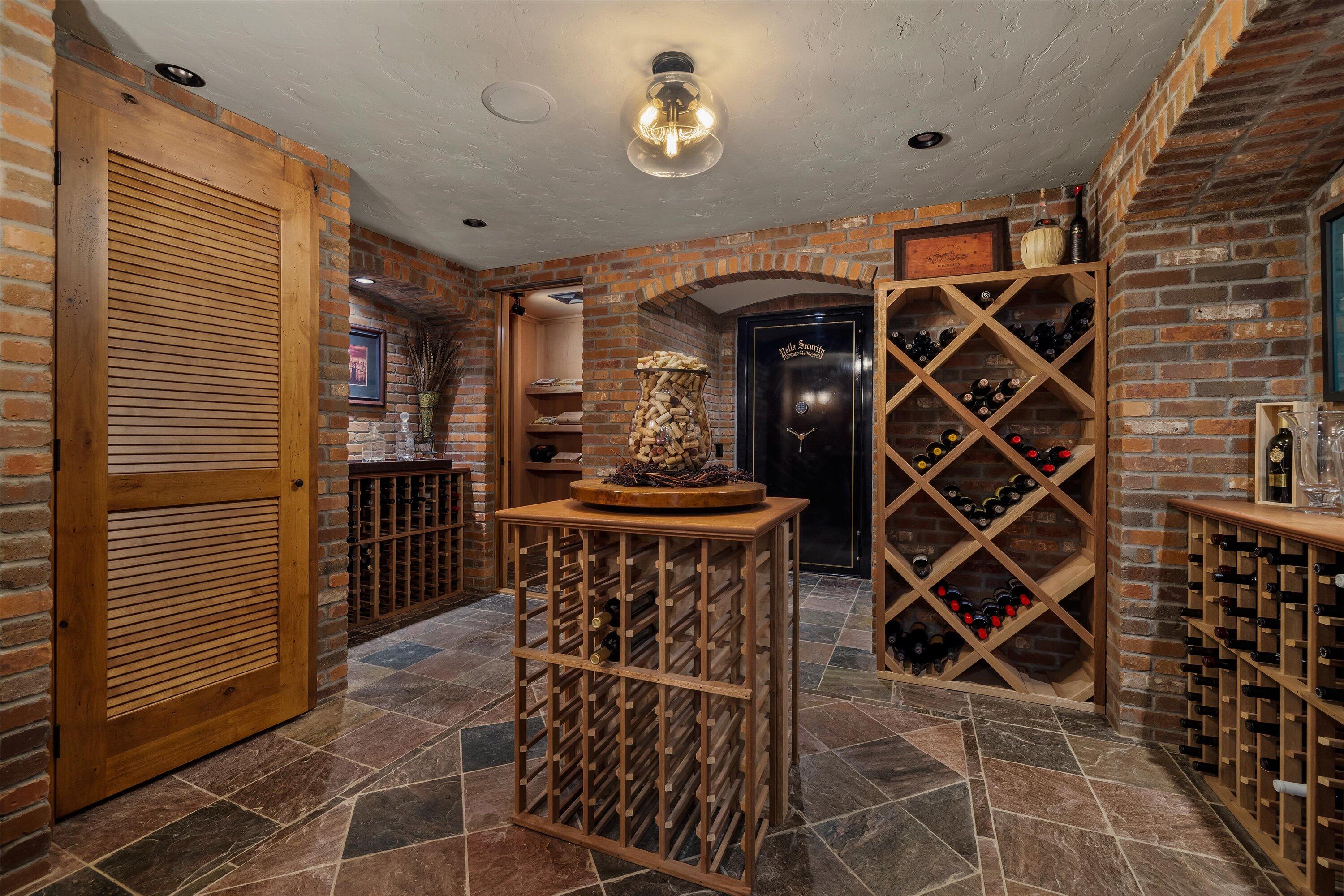 Broken Top - Residential