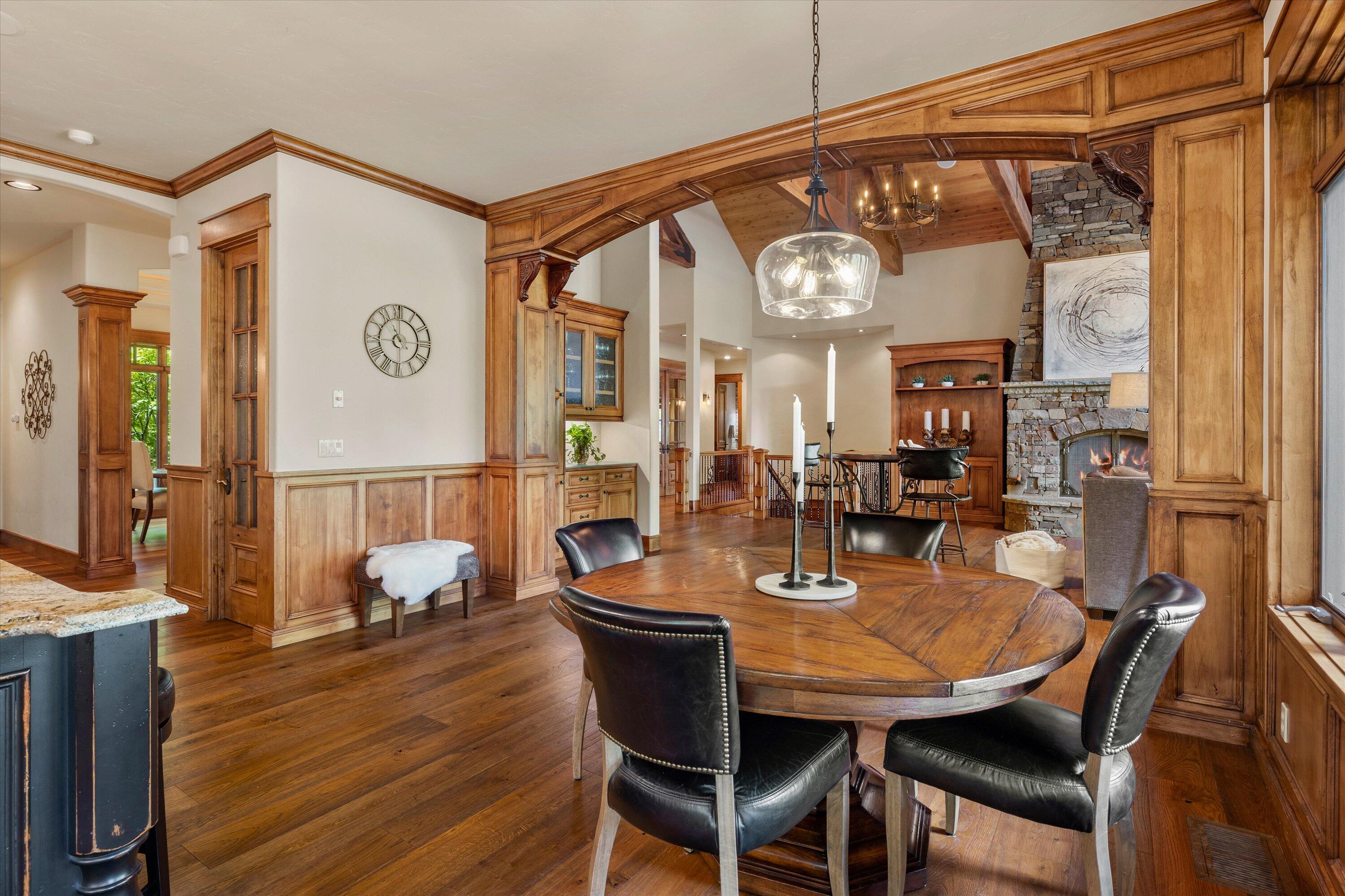 Broken Top - Residential