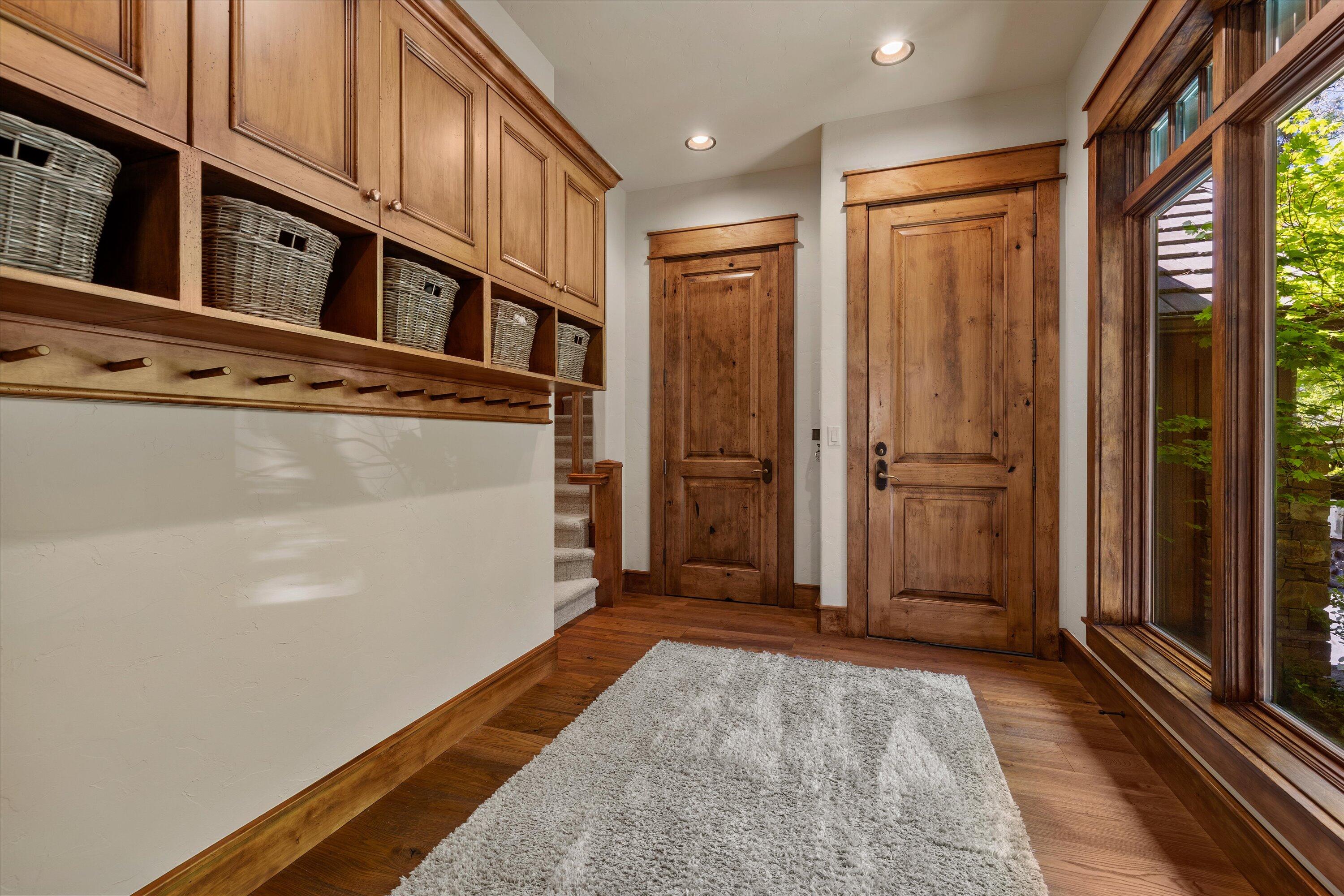 Broken Top - Residential