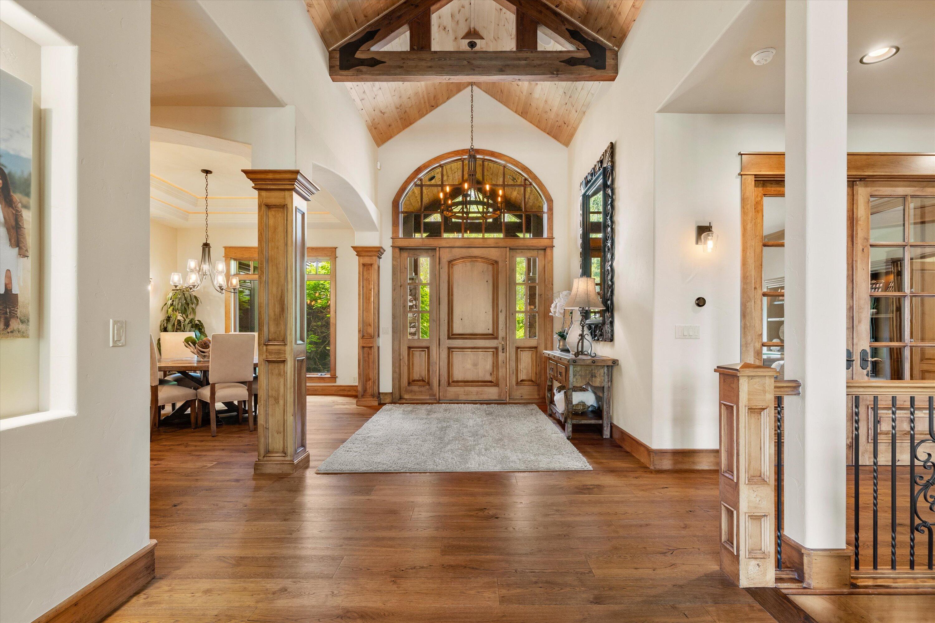 Broken Top - Residential