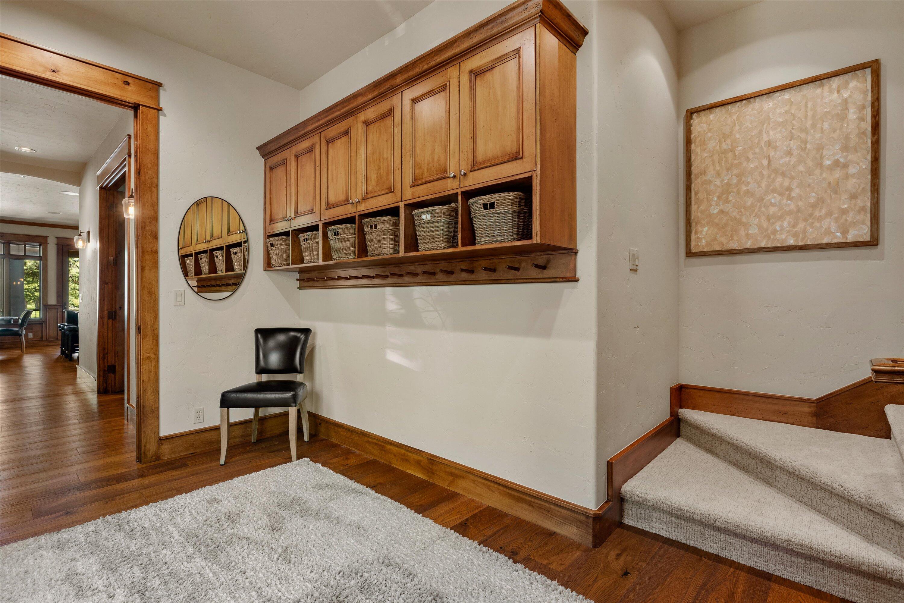 Broken Top - Residential