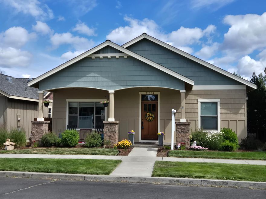 Welcome home to 21364 Bartlett Ln.  Charming single level, open and bright home, on the eastside of Bend.  3 bedrooms/2 full bath, 1669 sf.  Lots of usable space packed into this home.  Vaulted ceilings, open floor plan, cozy living room fireplace makes this home easy to entertain.  Spacious kitchen offering tiled counter tops, full tile backsplash, large island plus pantry and under cabinet lighting, stainless steel appliances.  Generous size main bedroom/bath makes for your own retreat.  Laundry room has mud sink and cabinets.  Fenced backyard is low maintenance so you have time to enjoy all Central Oregon has to offer.  Located near medical facilities, shopping and parks.