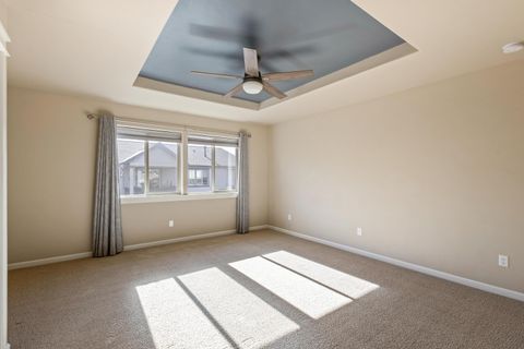 Tiny photo for 950 NE Steins Pillar Drive, Prineville, OR 97754 (MLS # 220214945)