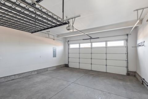 Tiny photo for 950 NE Steins Pillar Drive, Prineville, OR 97754 (MLS # 220214945)