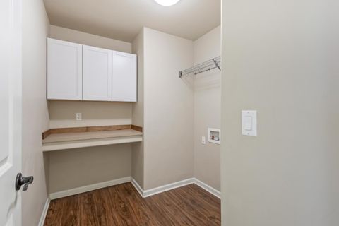 Tiny photo for 950 NE Steins Pillar Drive, Prineville, OR 97754 (MLS # 220214945)