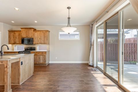 Tiny photo for 950 NE Steins Pillar Drive, Prineville, OR 97754 (MLS # 220214945)