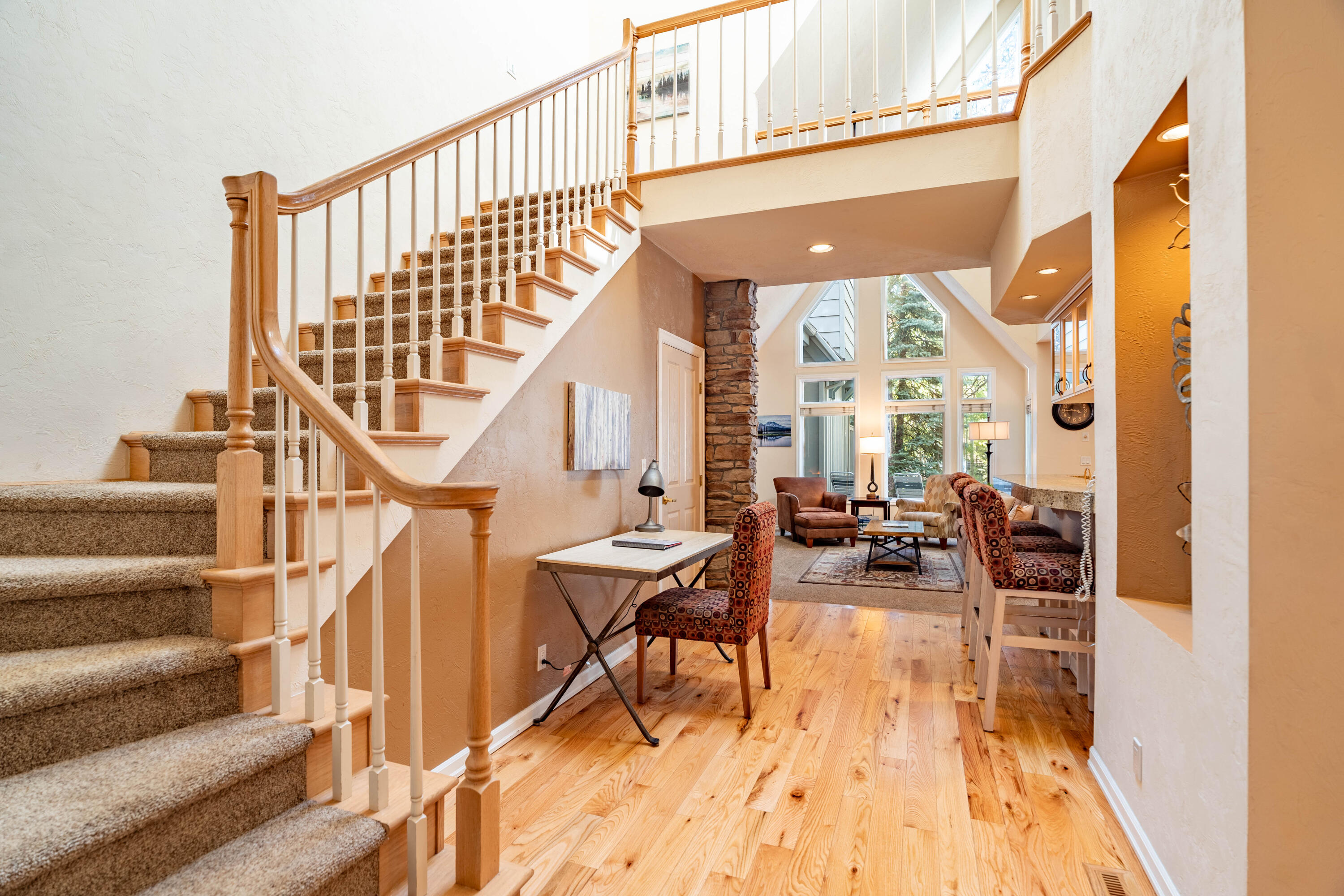 StoneTH - Residential