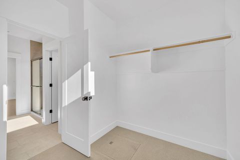 Tiny photo for 20505 Aberdeen Drive, Bend, OR 97702 (MLS # 220213899)