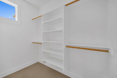 Tiny photo for 20505 Aberdeen Drive, Bend, OR 97702 (MLS # 220213899)