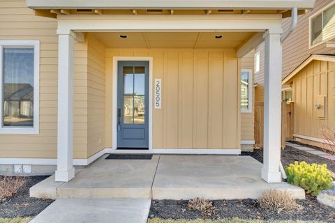 Tiny photo for 20505 Aberdeen Drive, Bend, OR 97702 (MLS # 220213899)