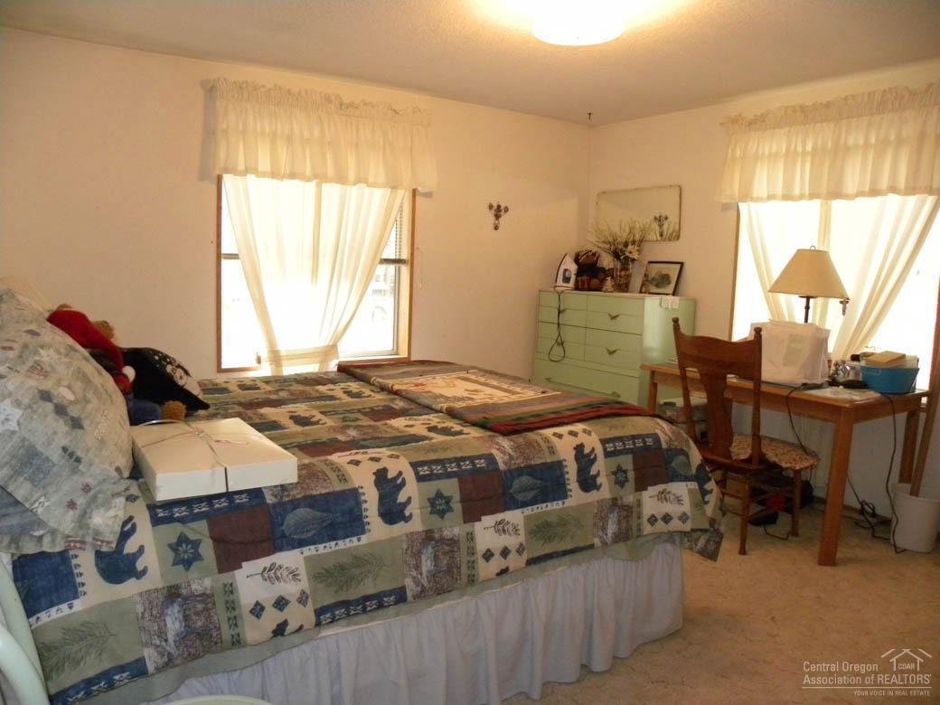 Ponderosa Pines - Residential