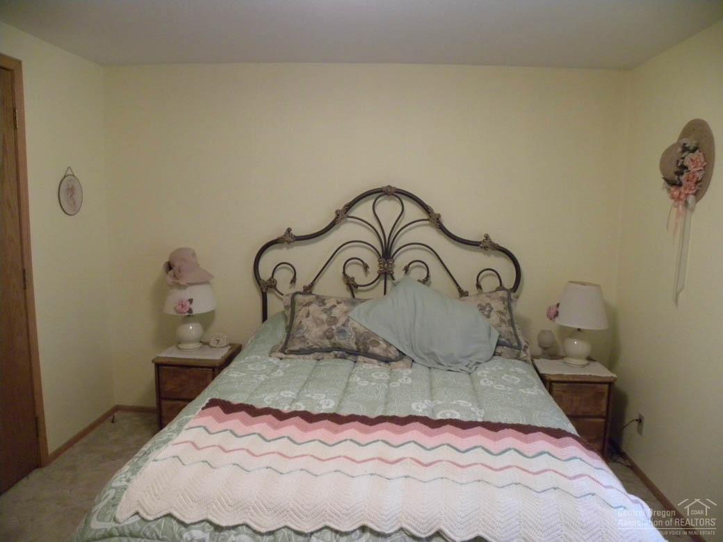 Ponderosa Pines - Residential