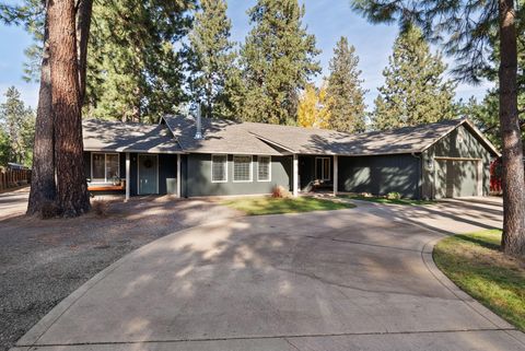 Tiny photo for 19276 Kiowa Road, Bend, OR 97702 (MLS # 220211411)