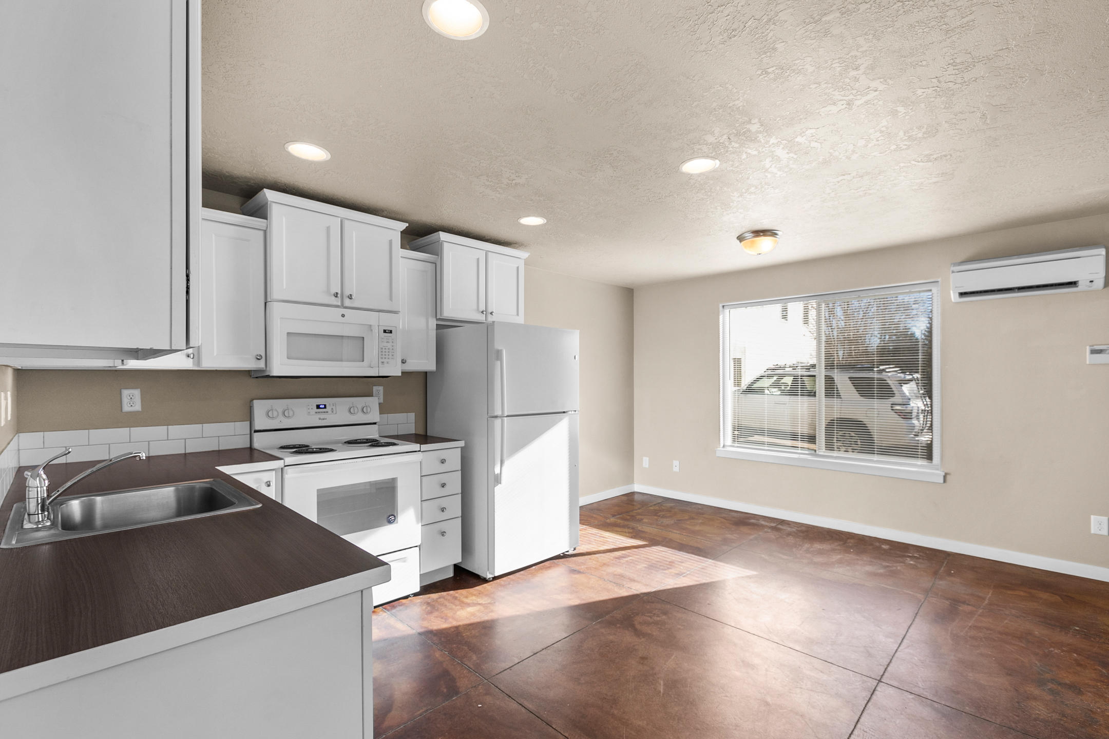 Kenwood - Residential Income