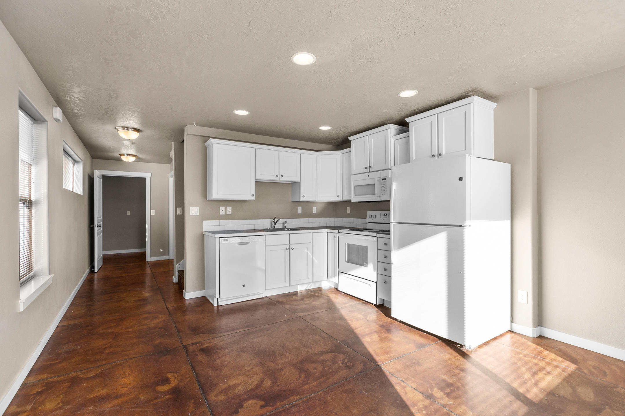 Kenwood - Residential Income