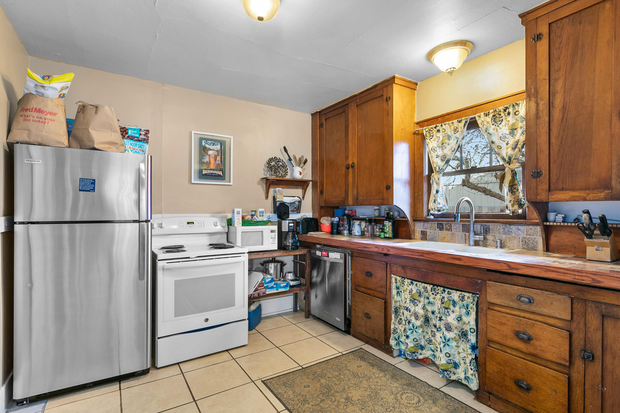 Kenwood - Residential Income