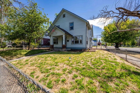 Tiny photo for 404 S Grape Street, Medford, OR 97501 (MLS # 220225854)