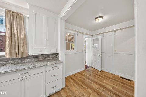 Tiny photo for 404 S Grape Street, Medford, OR 97501 (MLS # 220225854)