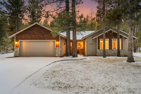 Photo of 55565 Wagon Master Way, Bend, OR 97707 (MLS # 220215582)