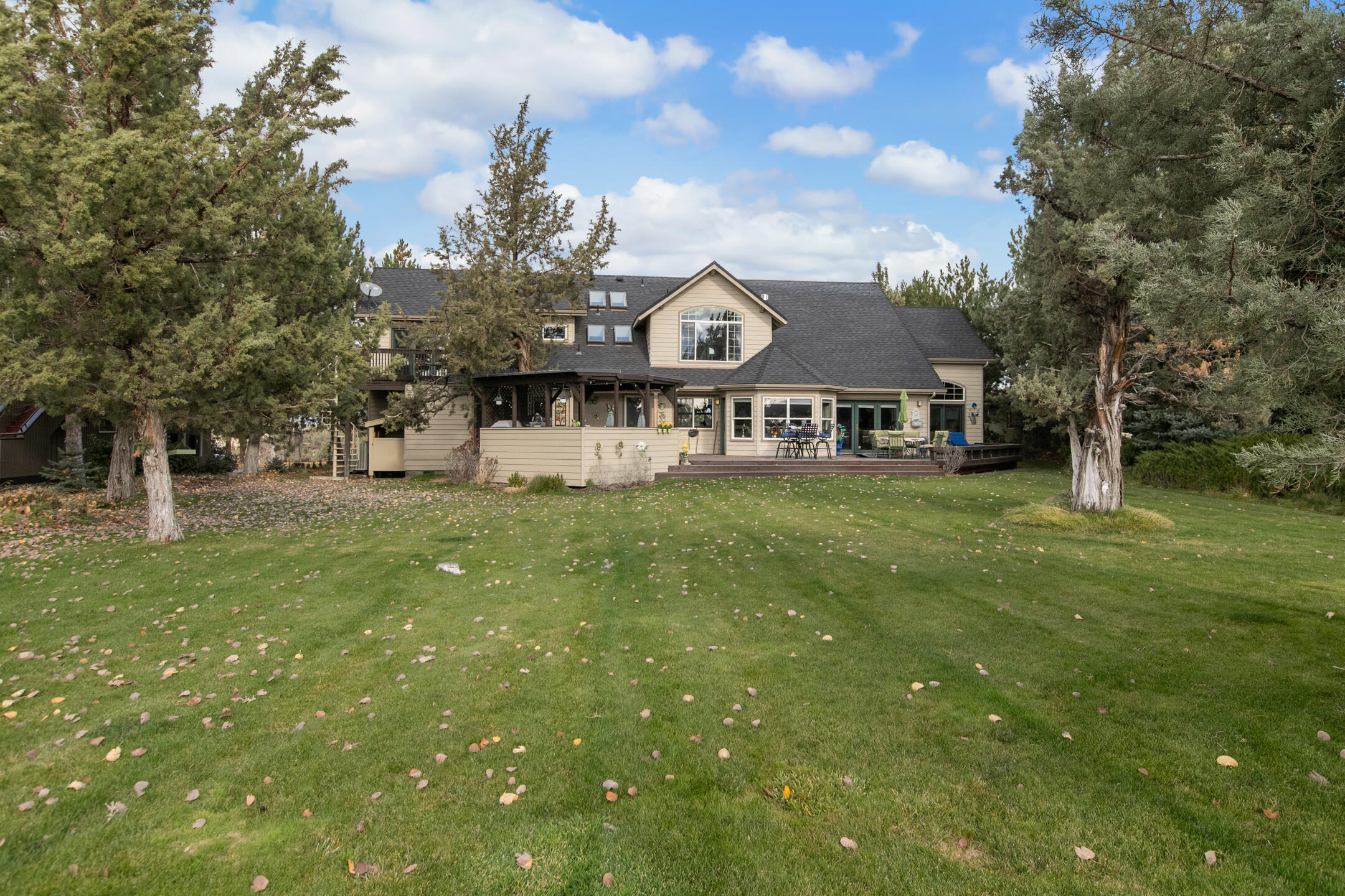 Eagle Crest - Residential