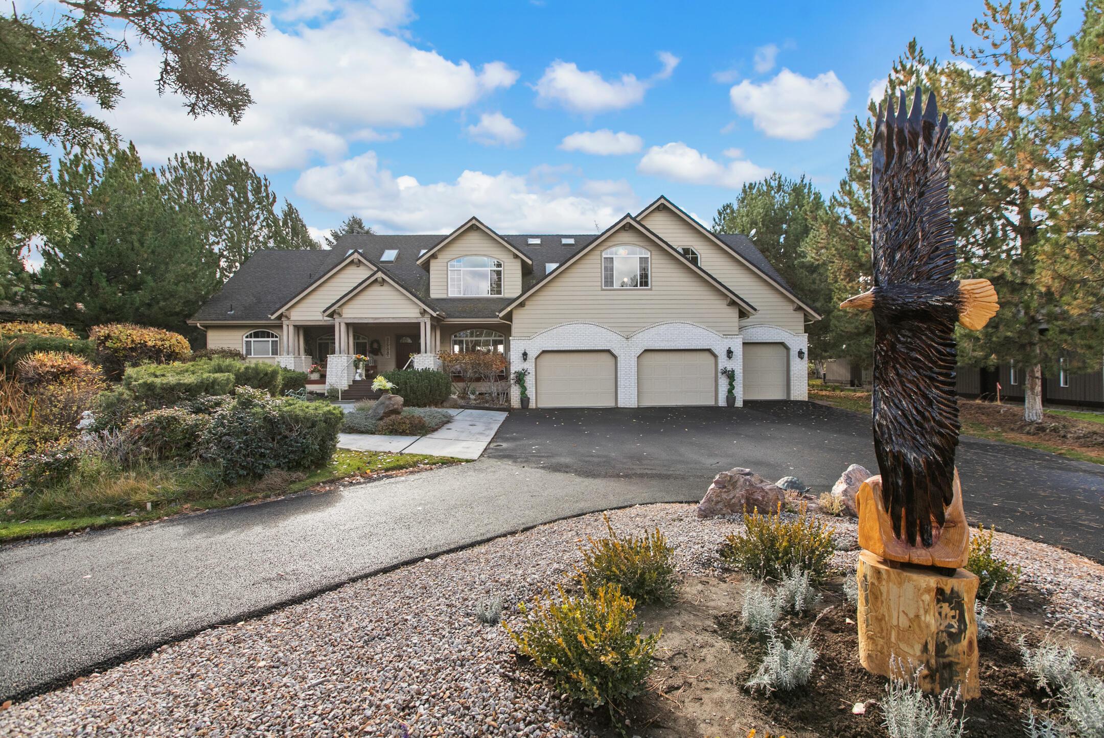 Eagle Crest - Residential