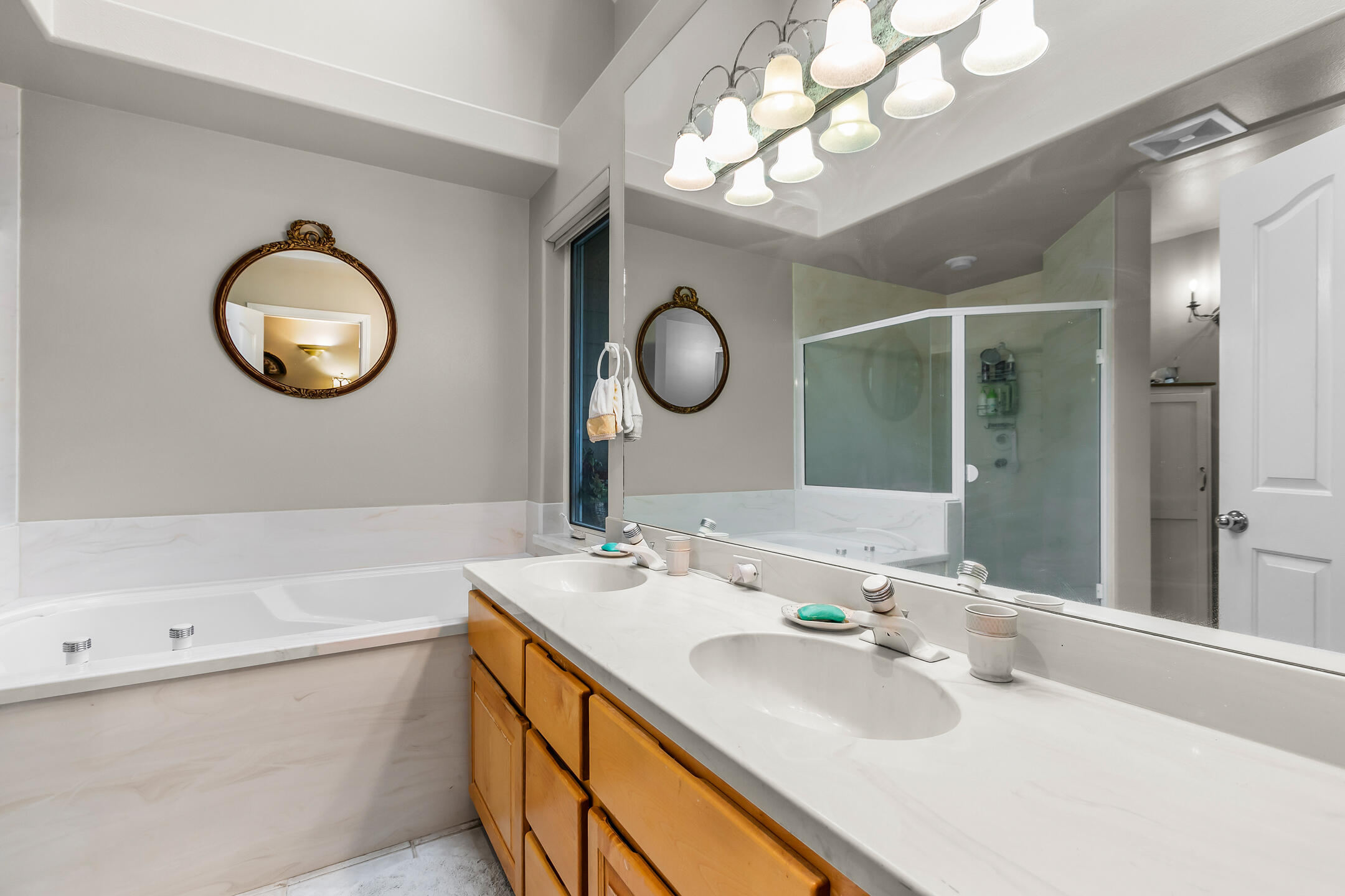 Eagle Crest - Residential