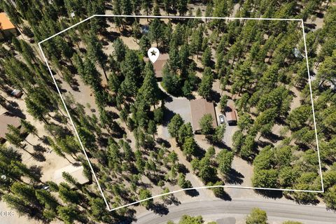 Tiny photo for 51889 Pine Loop Drive, La Pine, OR 97739 (MLS # 220225087)