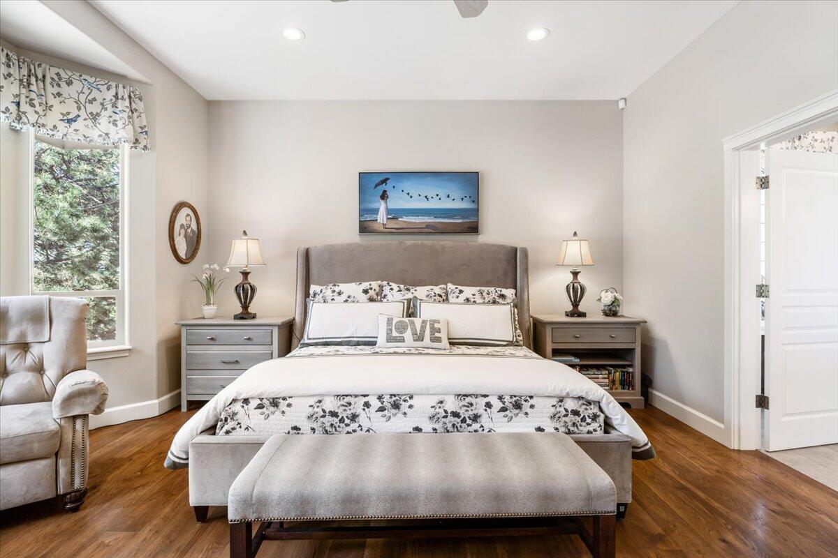 Eagle Crest - Residential