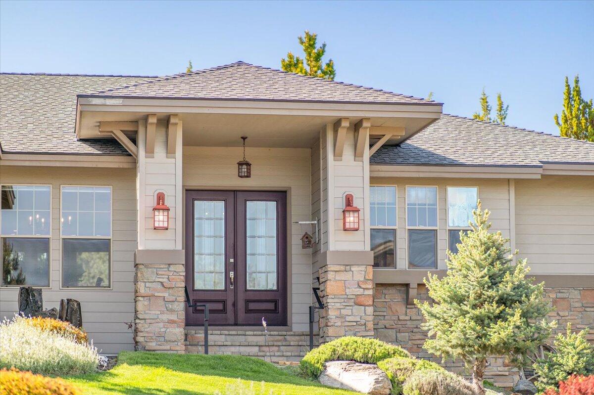 Eagle Crest - Residential