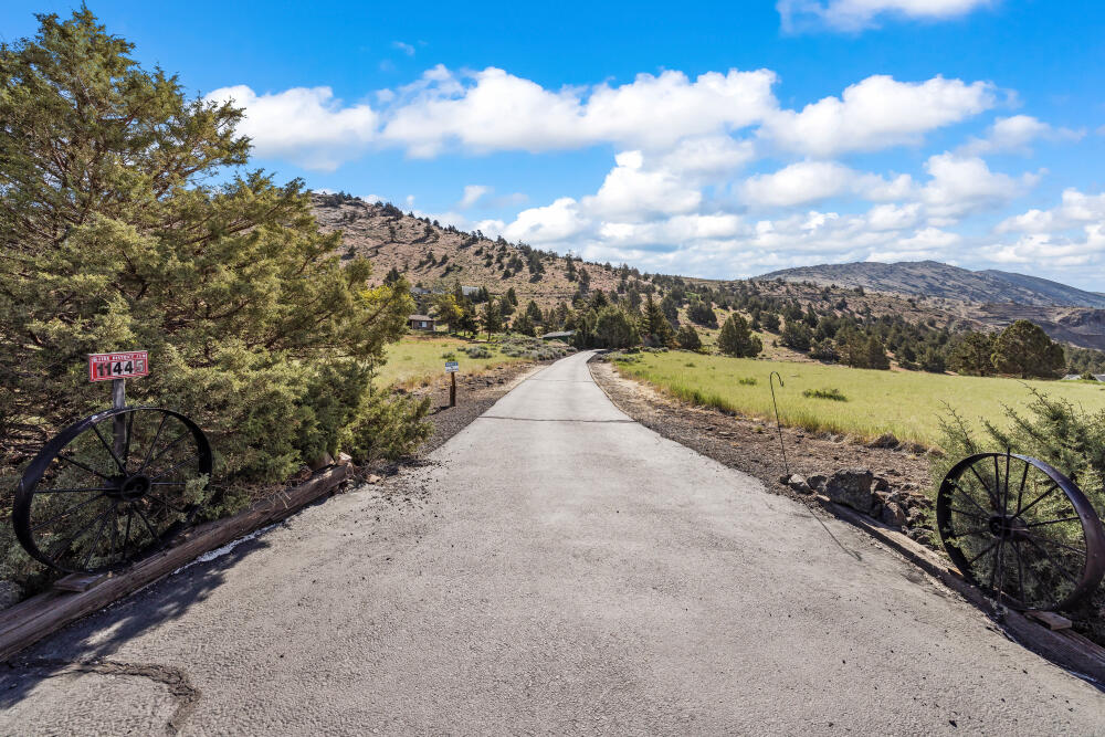 Chalet Vista - Residential