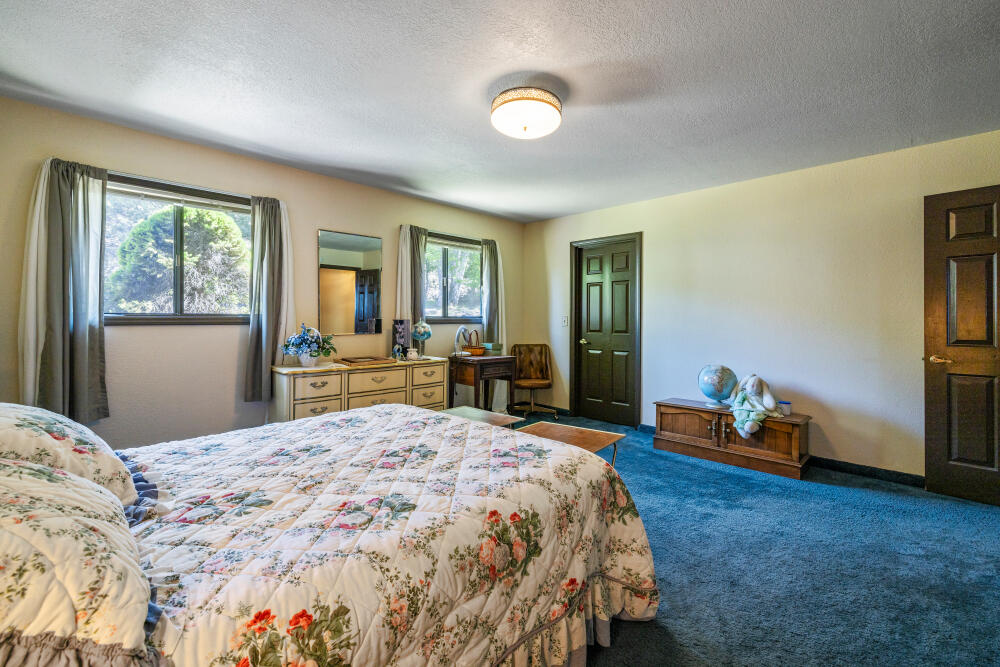 Chalet Vista - Residential