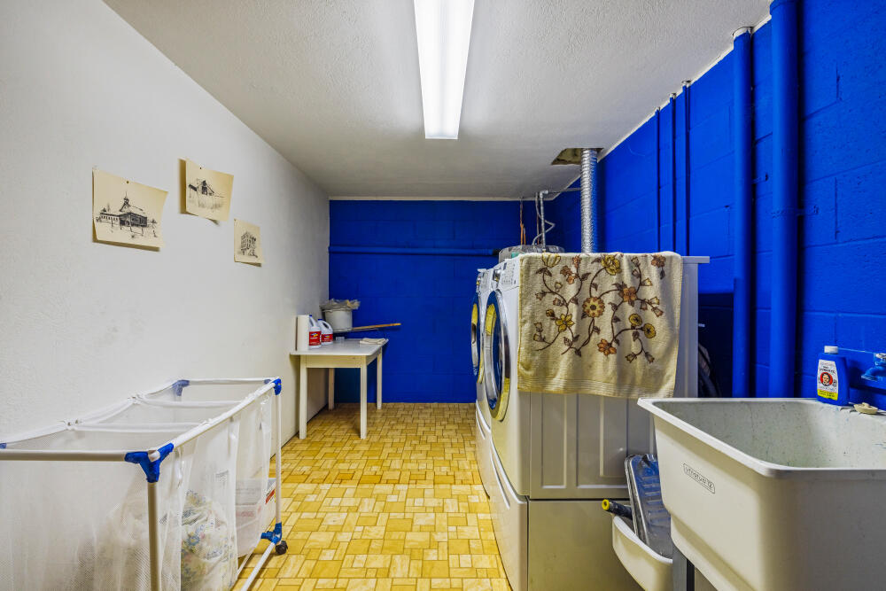 Chalet Vista - Residential