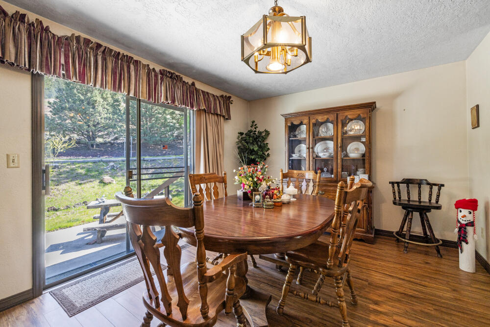 Chalet Vista - Residential