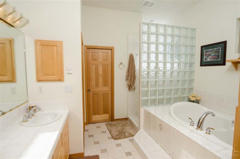 Awbrey Glen - Residential