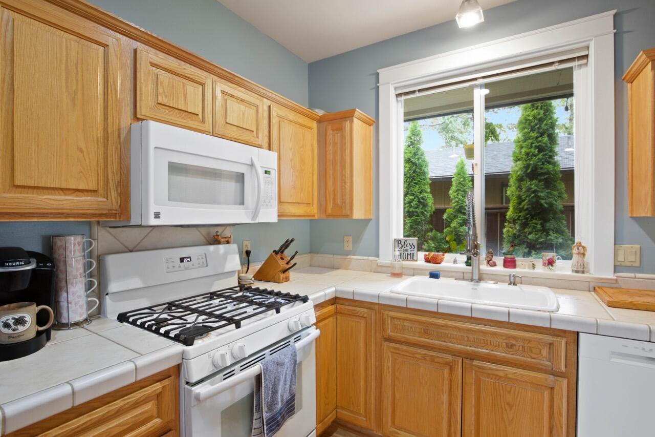 I Street Commons - Residential