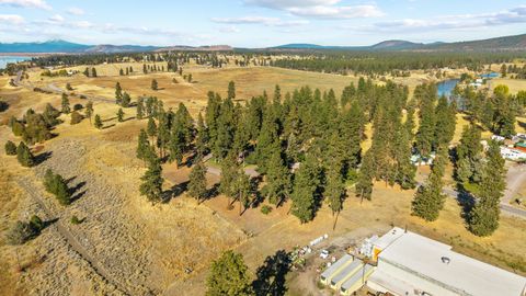 Tiny photo for 32486 Modoc Point Road, Chiloquin, OR 97624 (MLS # 220213730)