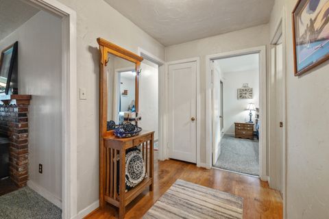 Tiny photo for 32486 Modoc Point Road, Chiloquin, OR 97624 (MLS # 220213730)