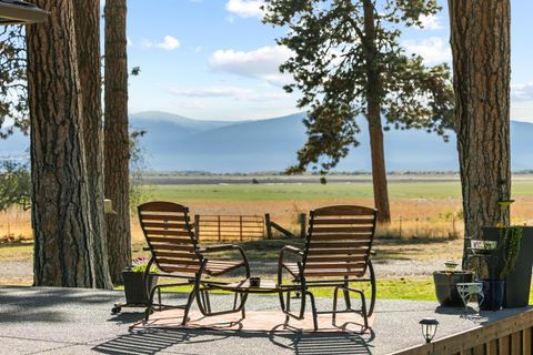 Tiny photo for 32486 Modoc Point Road, Chiloquin, OR 97624 (MLS # 220213730)