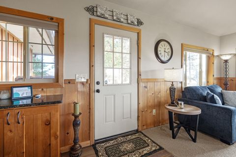Tiny photo for 32486 Modoc Point Road, Chiloquin, OR 97624 (MLS # 220213730)