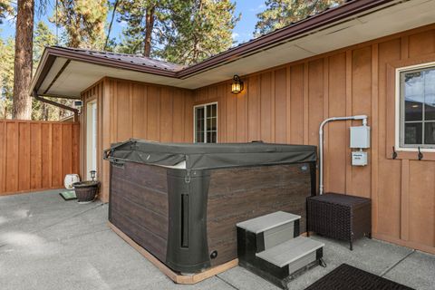 Tiny photo for 32486 Modoc Point Road, Chiloquin, OR 97624 (MLS # 220213730)