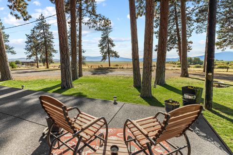 Tiny photo for 32486 Modoc Point Road, Chiloquin, OR 97624 (MLS # 220213730)