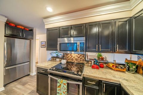 Tiny photo for 61150 Geary Drive, Bend, OR 97702 (MLS # 220213307)