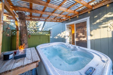 Tiny photo for 61150 Geary Drive, Bend, OR 97702 (MLS # 220213307)