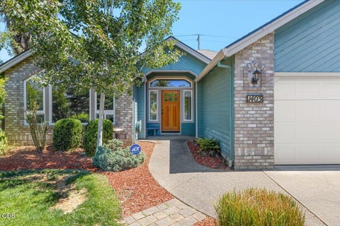Tiny photo for 1403 Larson Creek Drive, Medford, OR 97504 (MLS # 220226110)